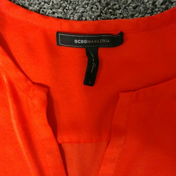 BCBG Tana Silky Crop Top - Picture 4 of 4